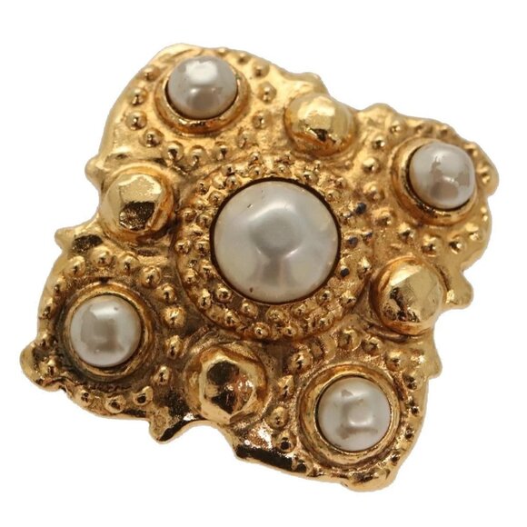 CHANEL Brooch metal Gold CC Auth - Picture 1 of 16